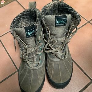 Ahnu boots